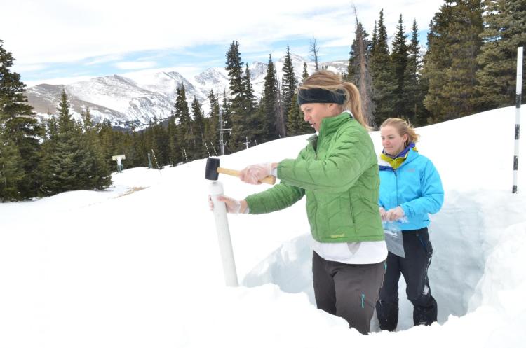 University of Colorado Boulder snow interns Katya Hafich, left, and Kendal Gotthelf at the Mountain Research Station near Niwot Ridge in the Indian Peaks Mountain Wilderness area. (Photo by Casey A. Cass/University of Colorado)