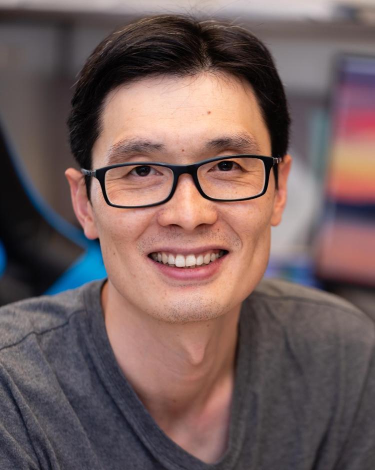 Rui Yi