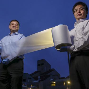 CU boulder researchers demonstrating their newly engineered material 
