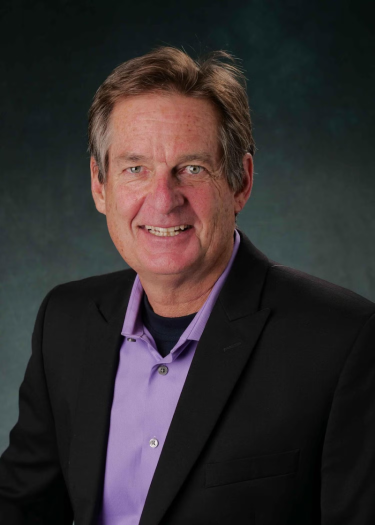 Andrew Martin headshot