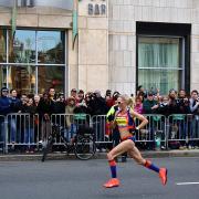 Shalane Flanagan running the Boston Marathon in 2013