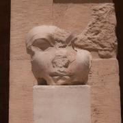  Intentionally mutilated head of Egyptian Pharaoh Hatshepsut