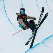 Ski pipe competition 