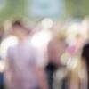 A blurry crowd of people