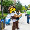Chip pitches in during move-in 2018