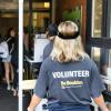 Campus community members volunteer during move-in