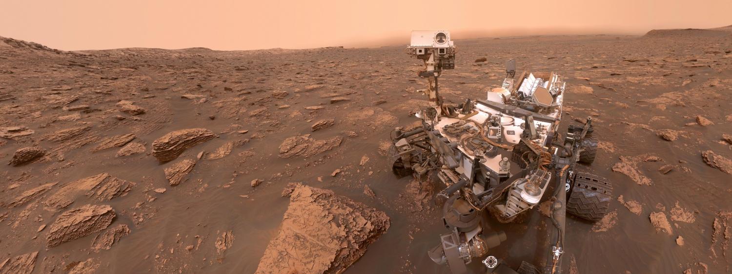 Photo of rover on the surface of Mars