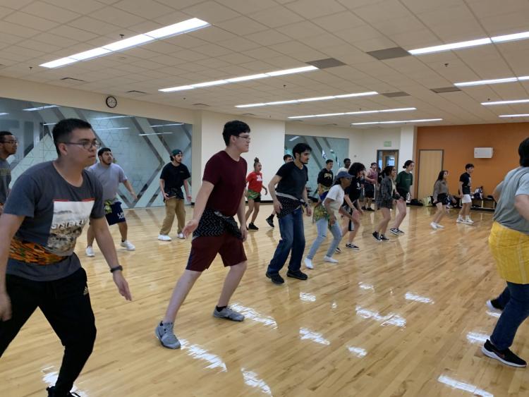 Students participating in african dance for 2022 Summer Readt