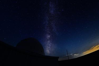 A photo of the sky and the horizon