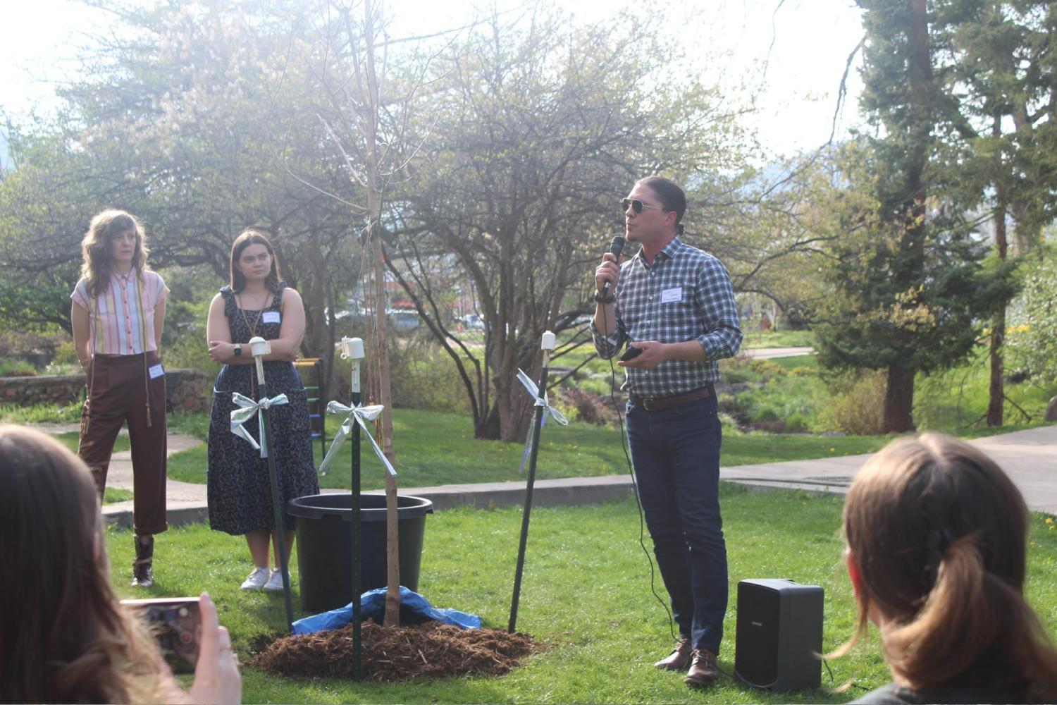 Senior Colloquium Tree Planting Event